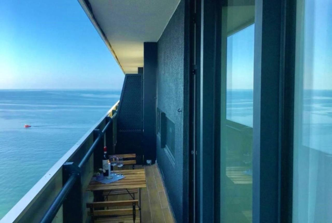 Batumi Luxury Resort & Sea View Aparthotel Esterno foto