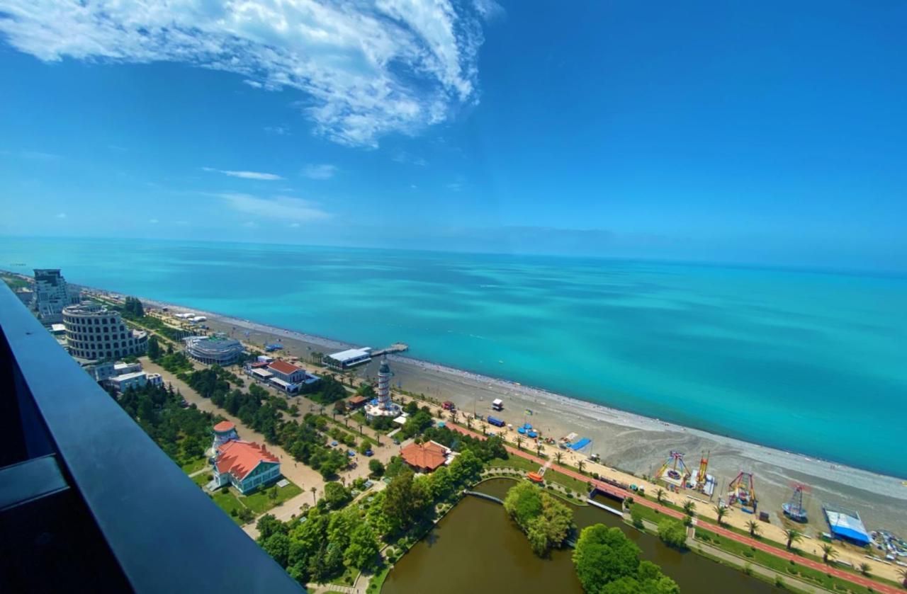 Batumi Luxury Resort & Sea View Aparthotel Esterno foto